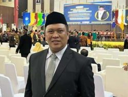 H. Ruksamin Hadiri Pengukuhan Pius Lustrilanang sebagai Guru Besar Ilmu Unsoed